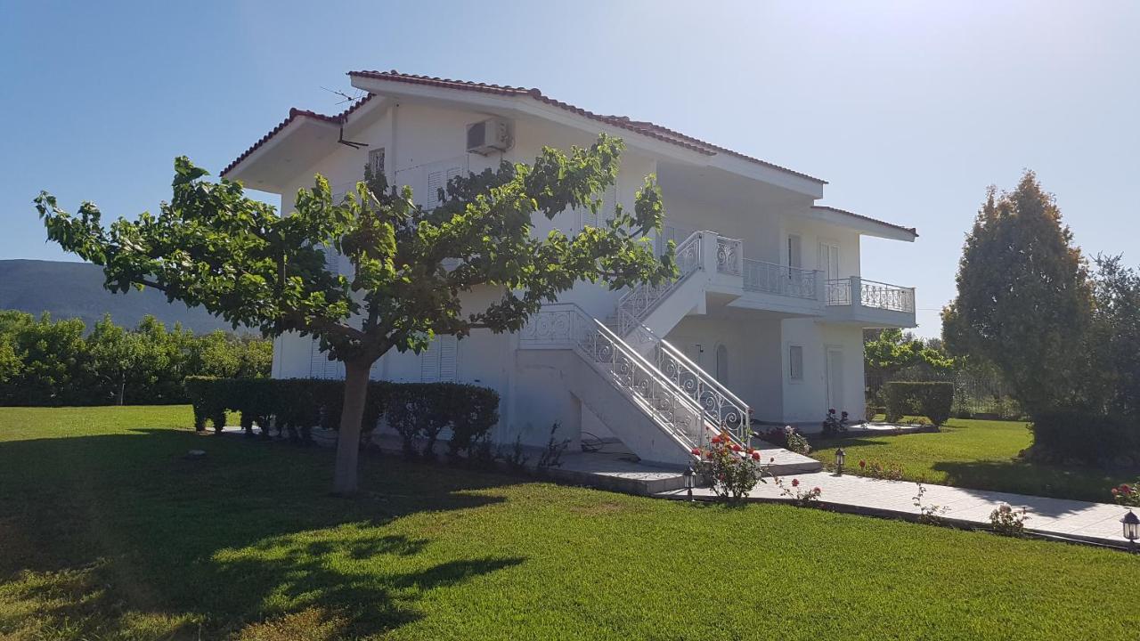 Silver Villa Raches Maisonette & Green Kouvéla Esterno foto
